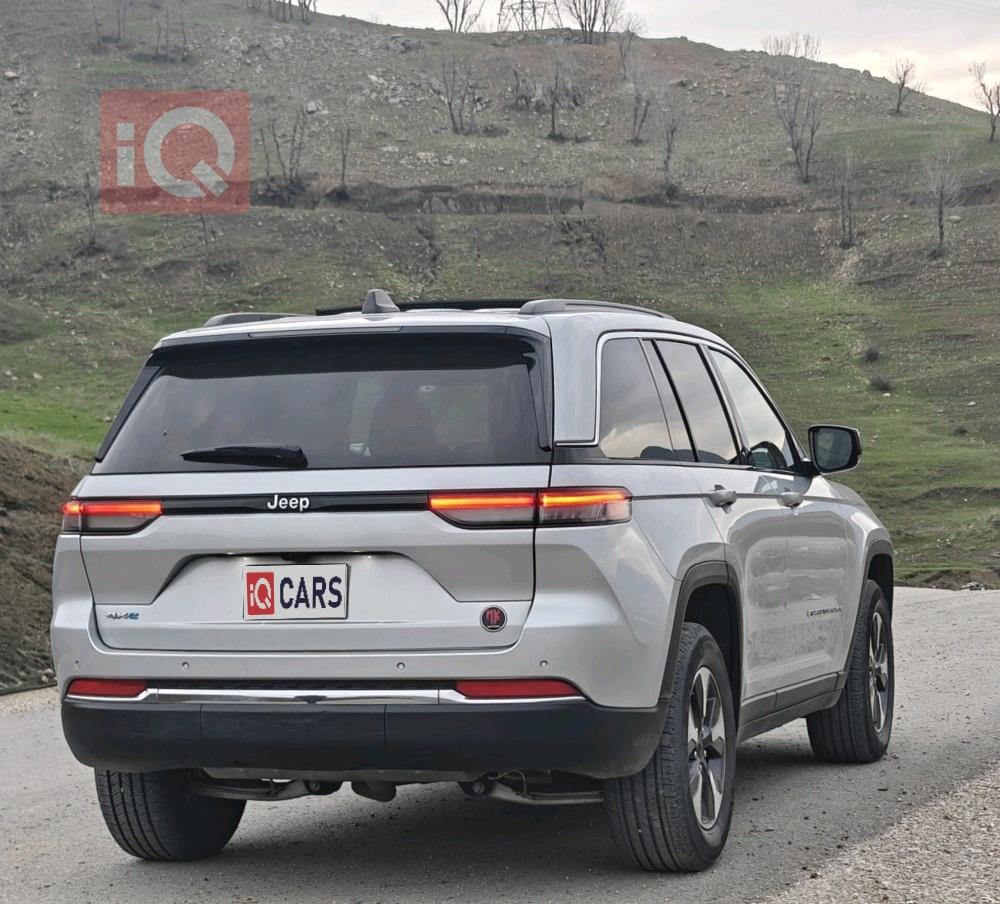 جيب جراند شيروكي